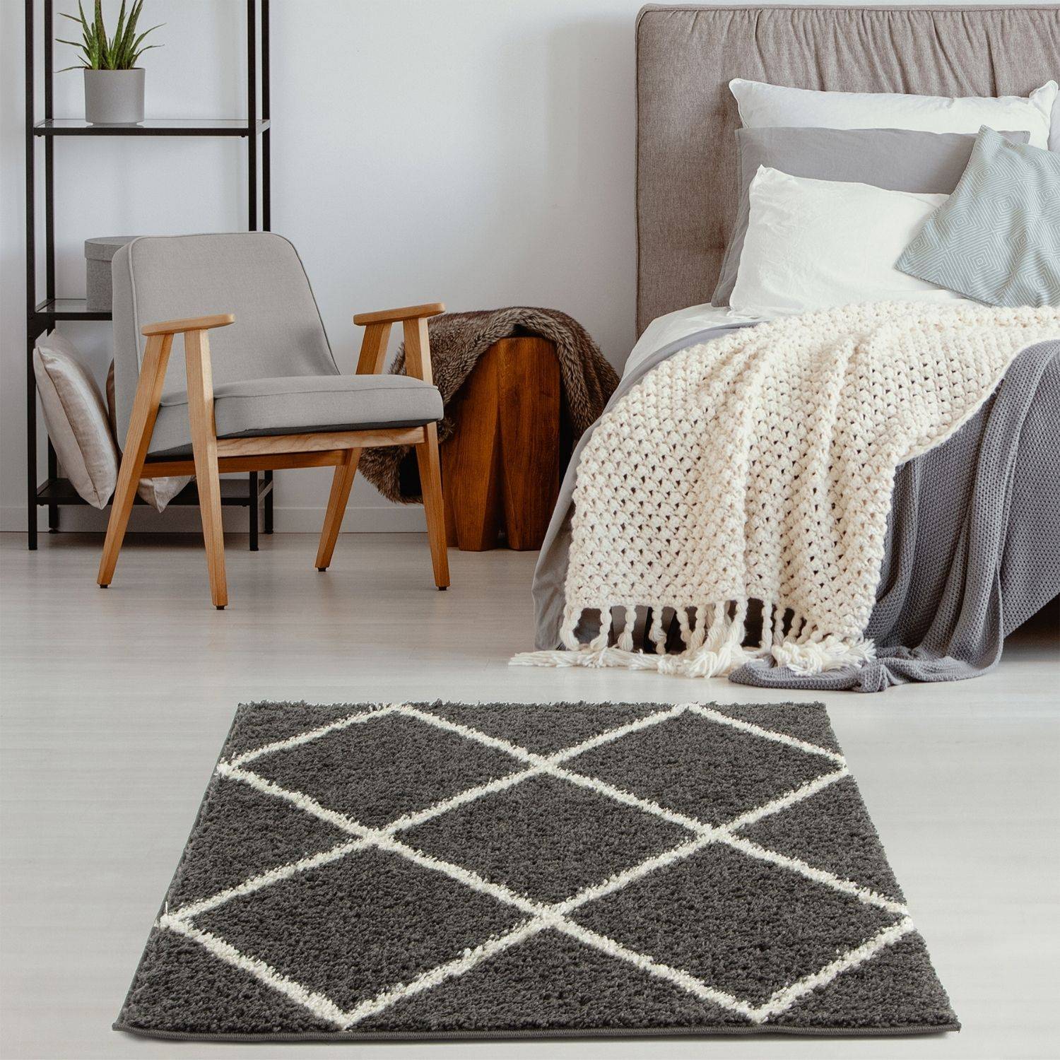 Moroccan Dark Grey Shaggy Rug | 540 - Bargainia.com - 5056584503210 - 3203