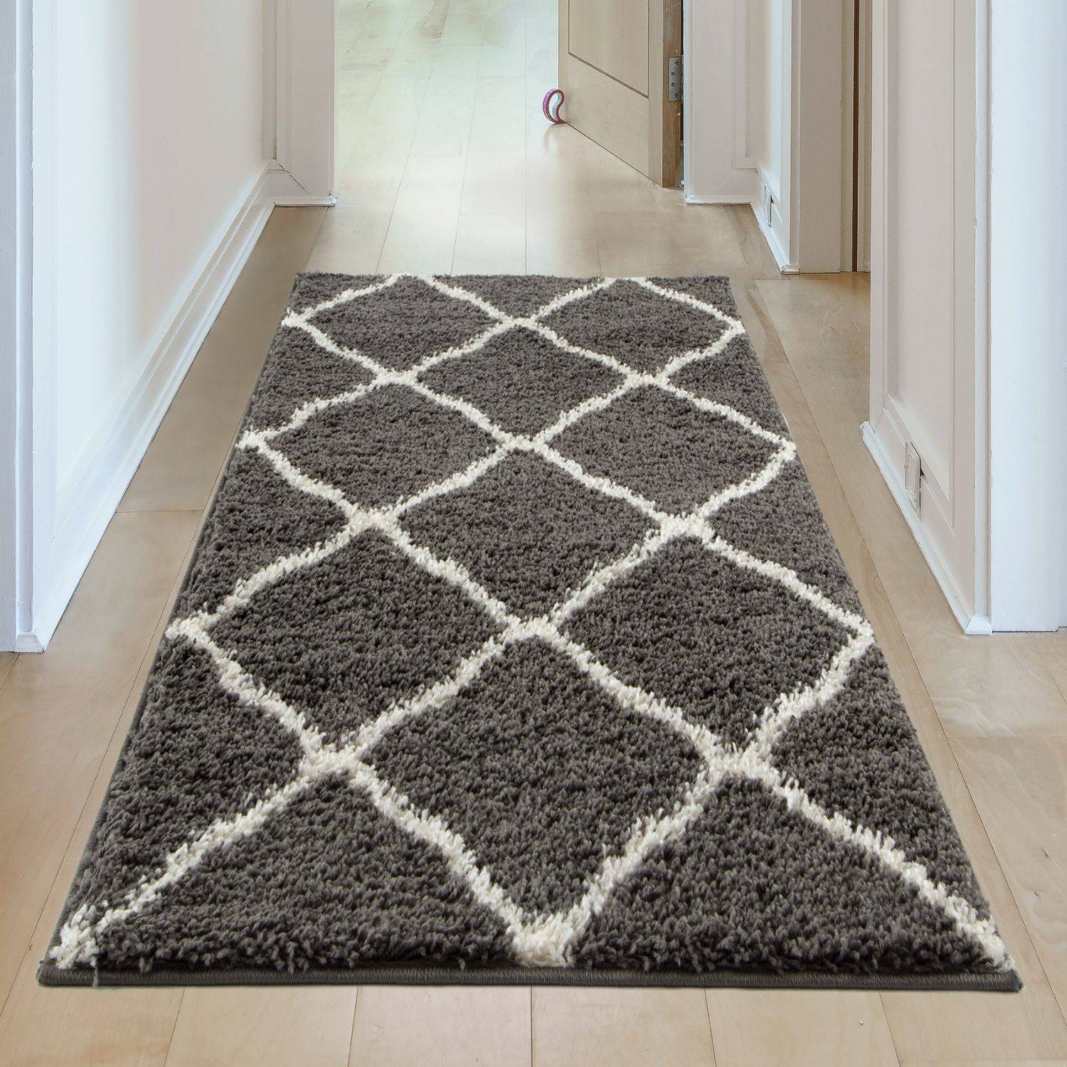 Moroccan Dark Grey Shaggy Rug | 740 - Bargainia.com - 5056584504231 - 3320