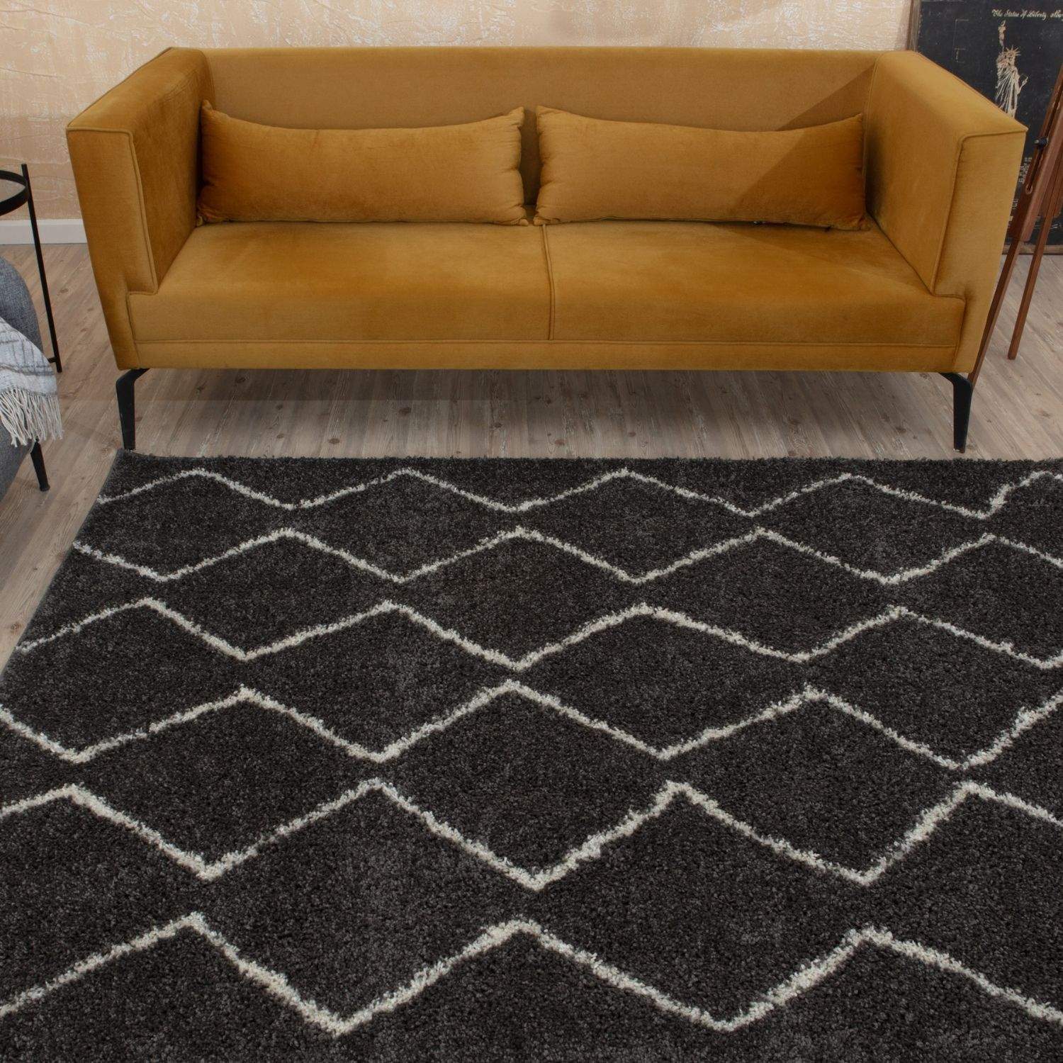 Moroccan Dark Grey Shaggy Rug | 840 - Bargainia.com - 