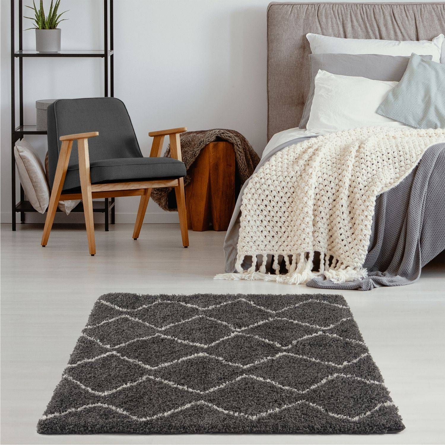 Moroccan Dark Grey Shaggy Rug | 840 - Bargainia.com - 