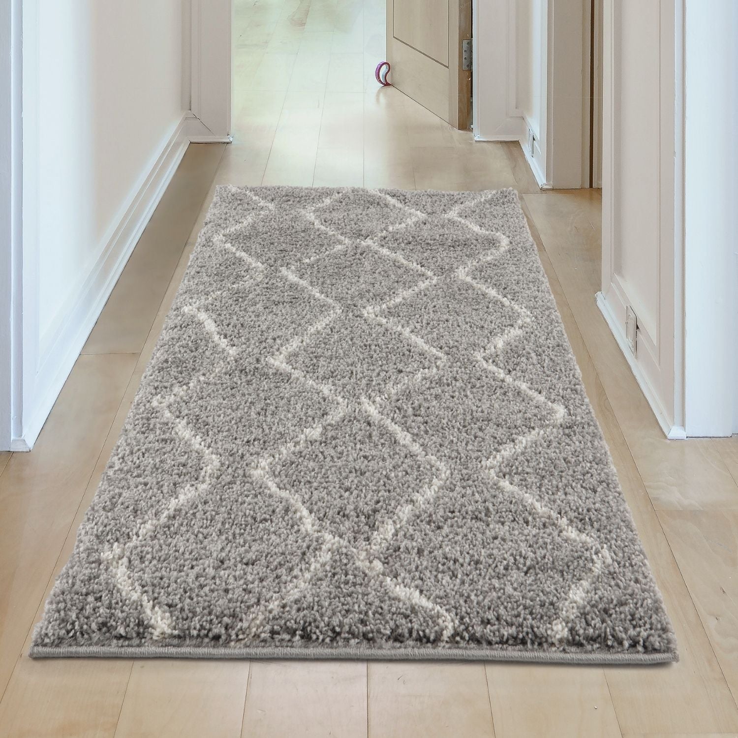 Moroccan Grey Shaggy Rug | 810 - Bargainia.com - 