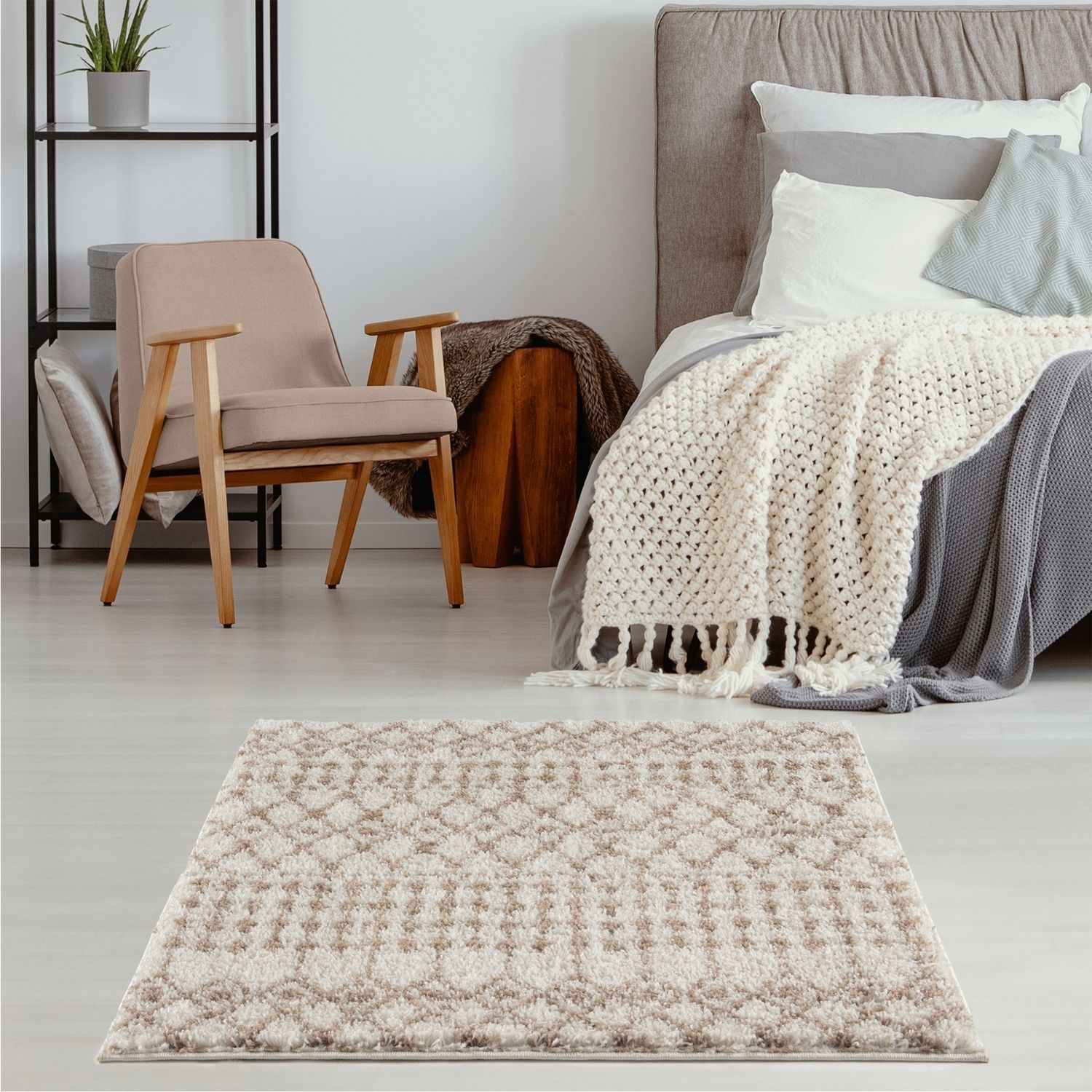 Moroccan Ivory Beige Shaggy Rug | 1030 - Bargainia.com - 