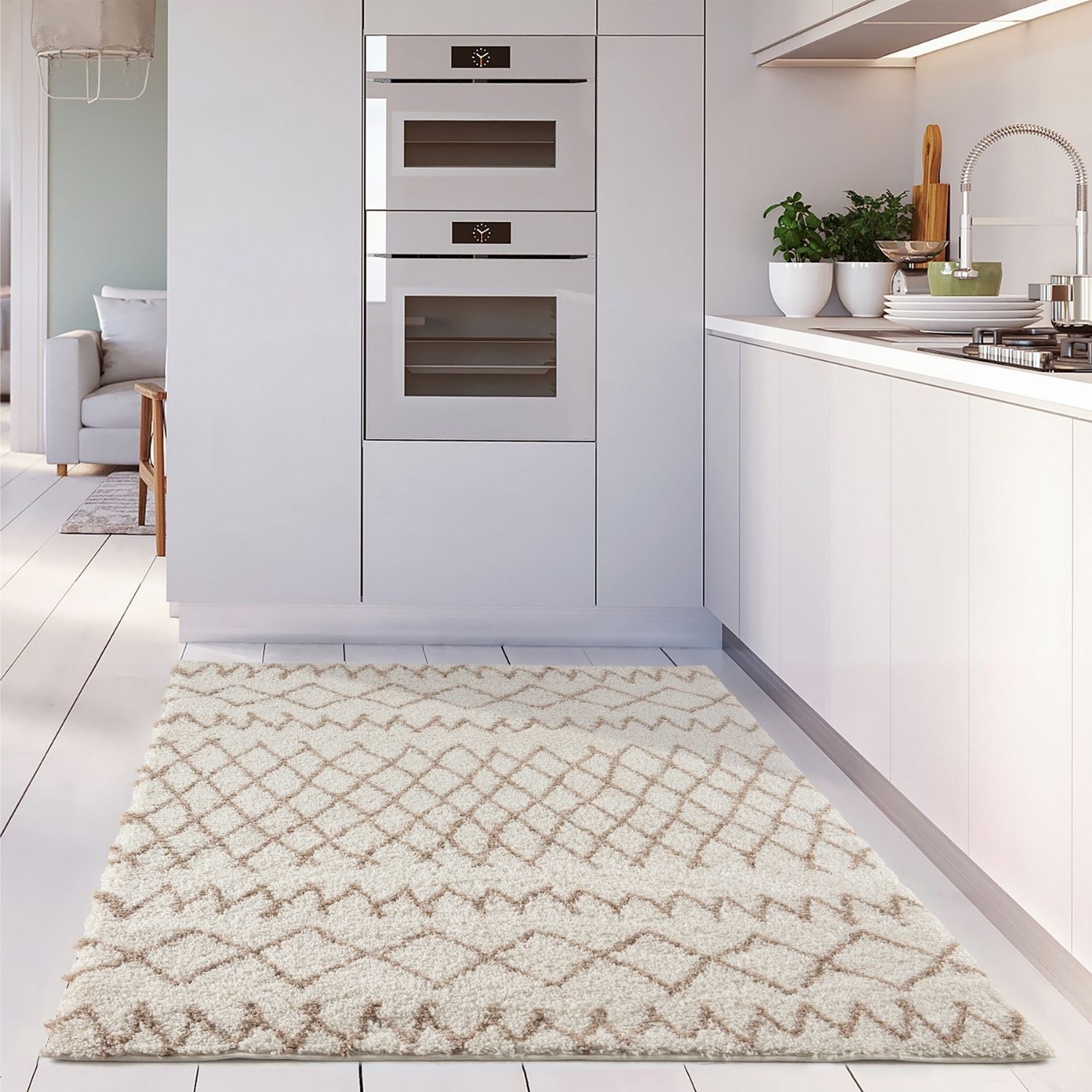 Moroccan Ivory Beige Shaggy Rug | 930 - Bargainia.com - 