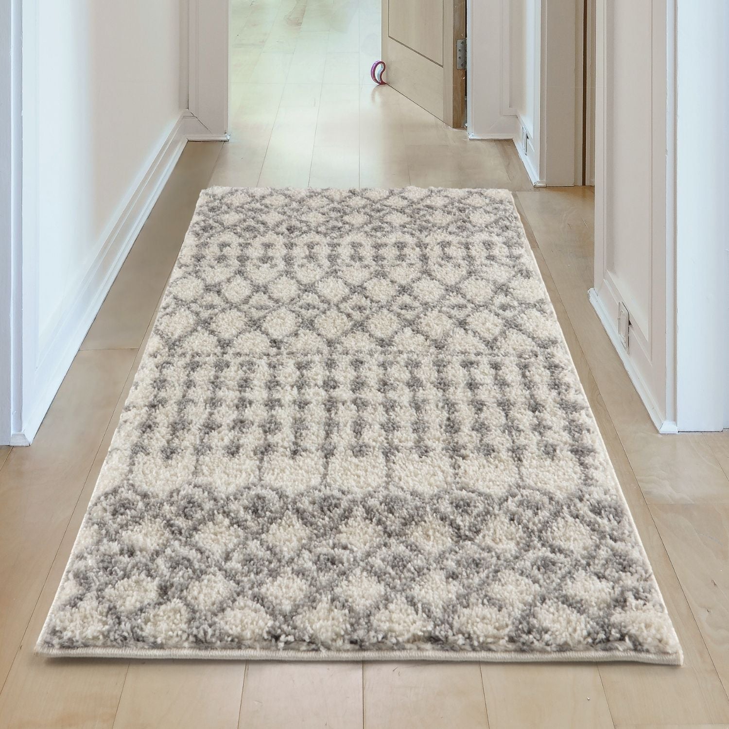 Moroccan Ivory Grey Shaggy Rug | 1000 - Bargainia.com - 5056584541540 - 3574