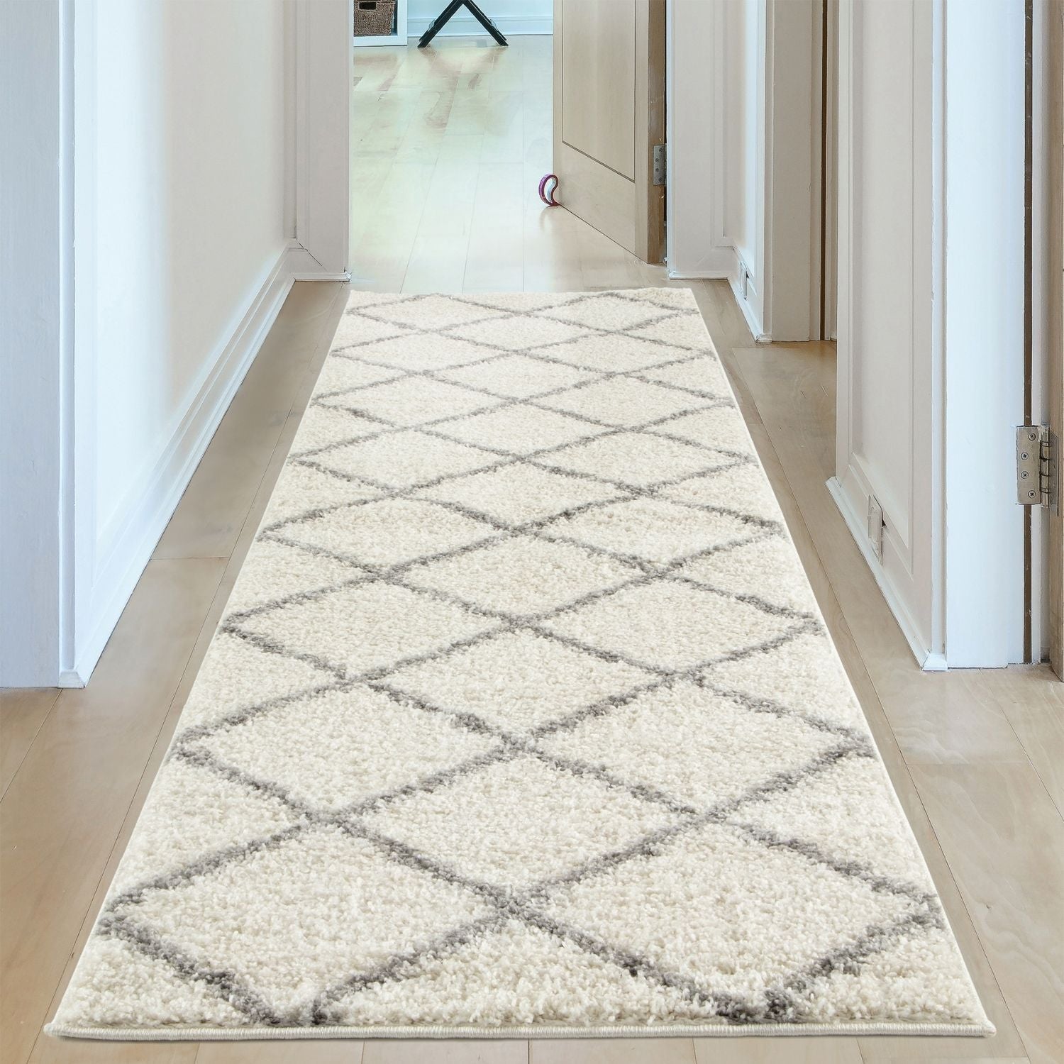 Moroccan Ivory Shaggy Rug | 500 - Bargainia.com - 