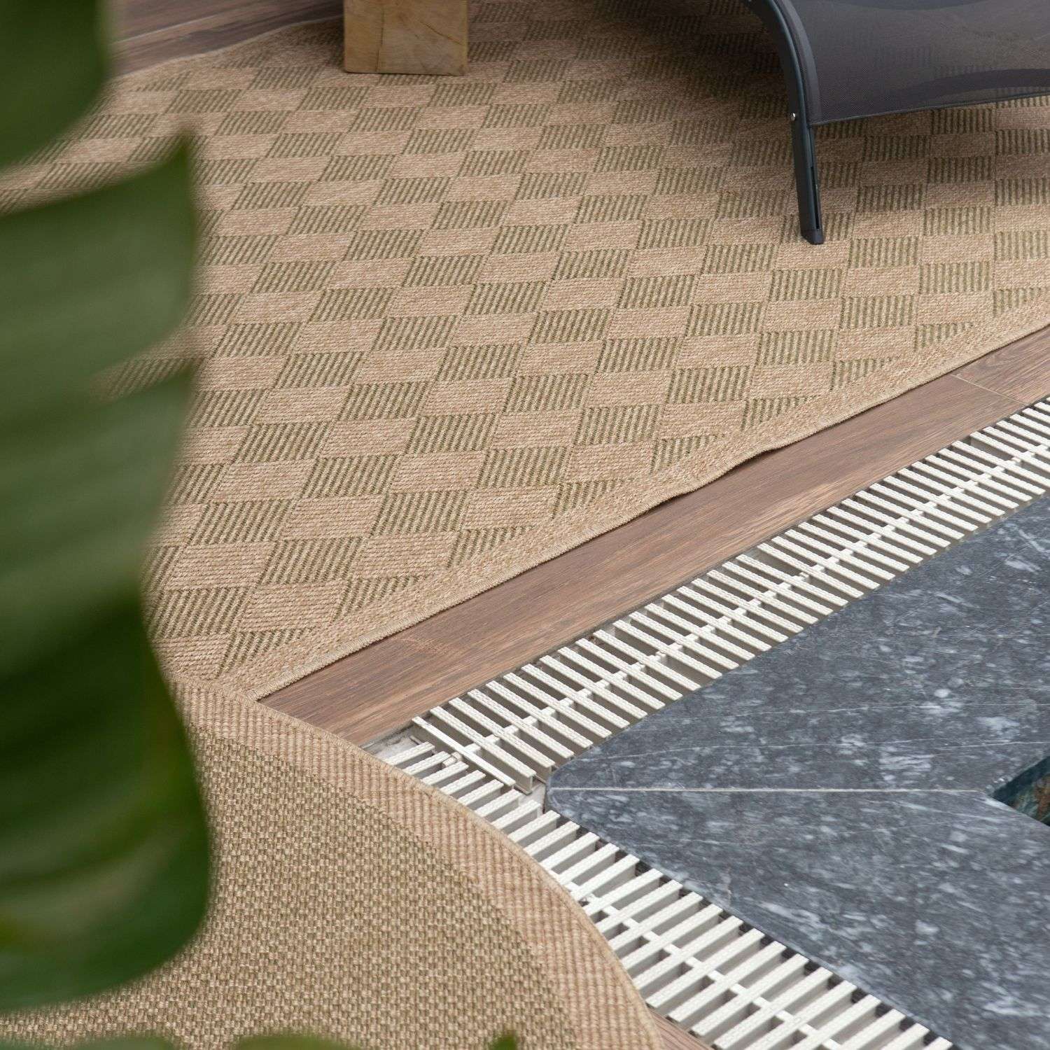 Nature Outdoor Rug Green | 5300G - Bargainia.com - 