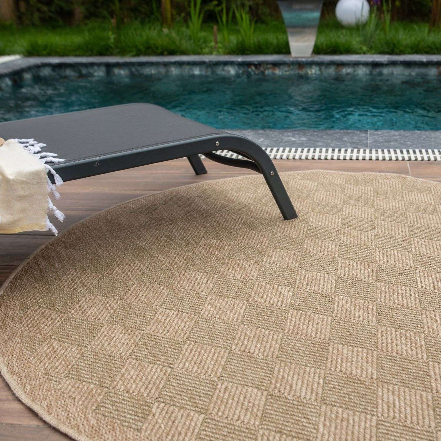 Nature Outdoor Rug Green | 5300G - Bargainia.com - 