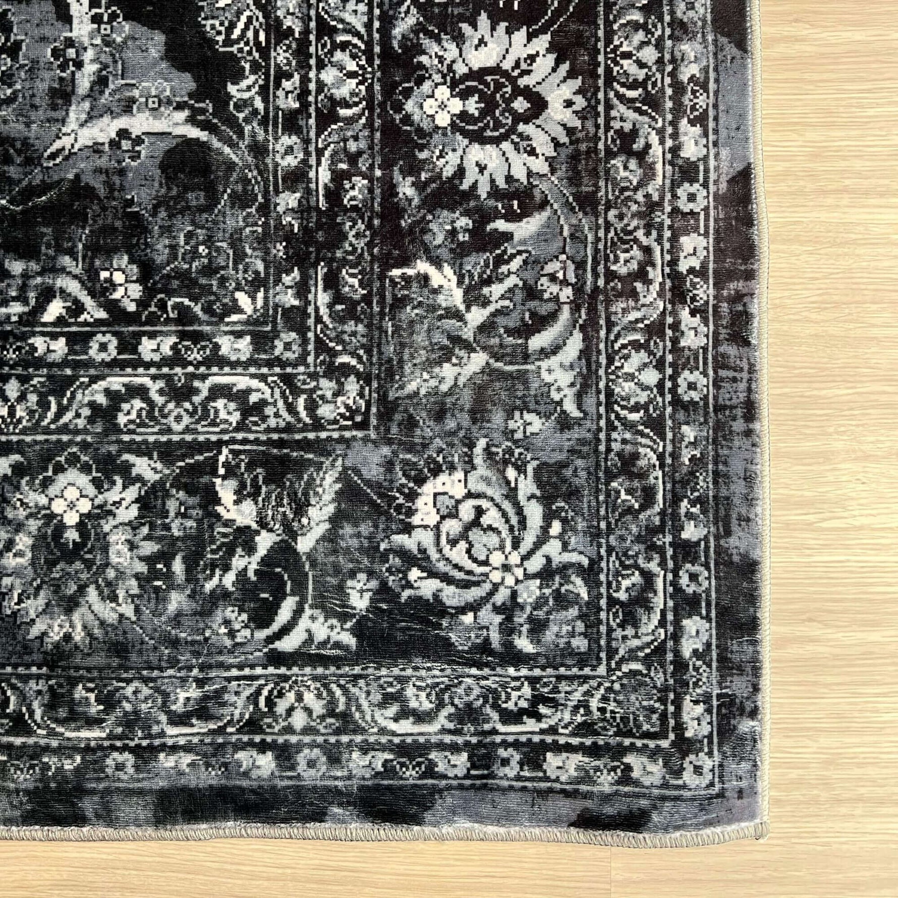 Nuza Vintage Washable Rug - Bargainia.com - 
