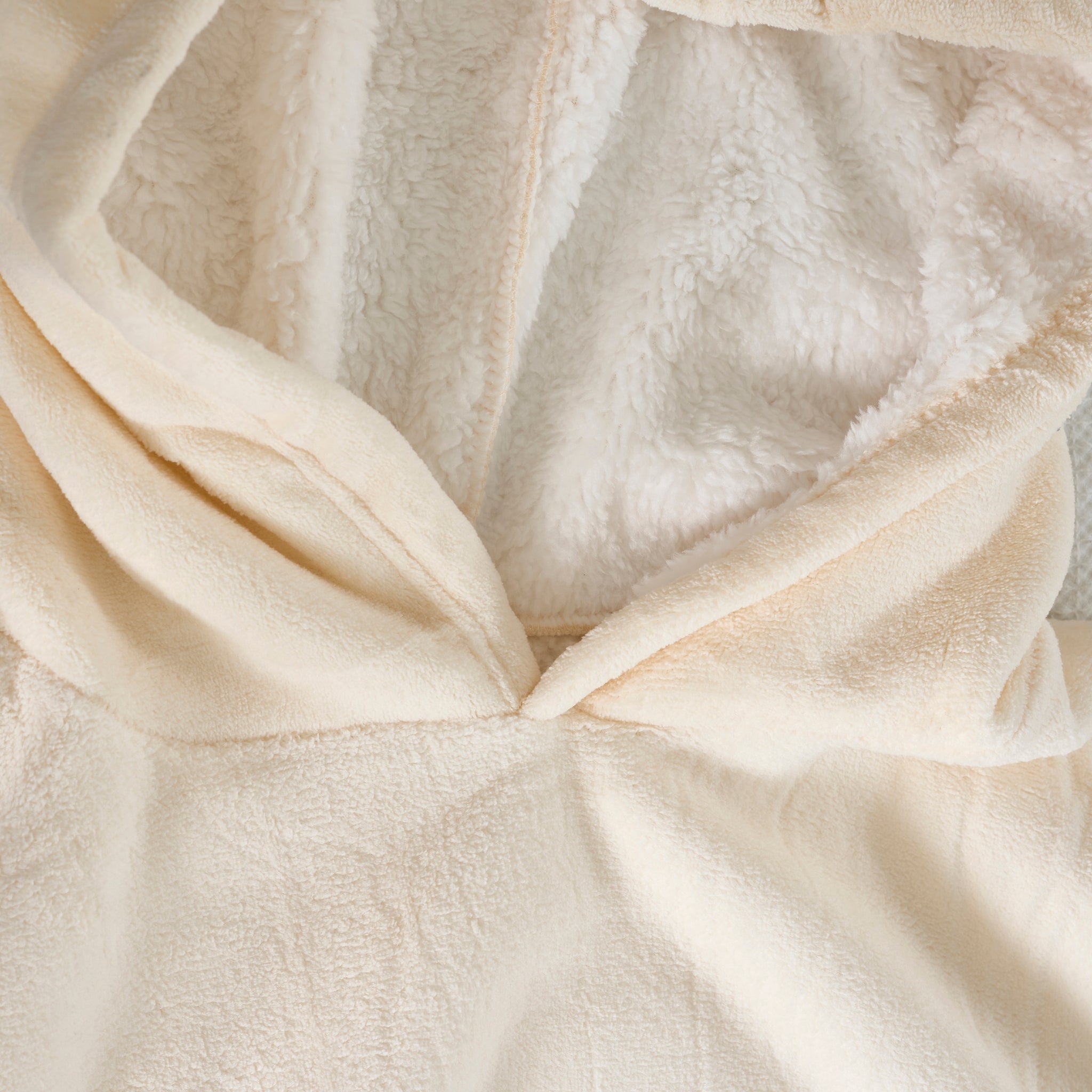 Oversized Sherpa Fleece Hoodie Blanket - Ivory Cream Bargainia.com