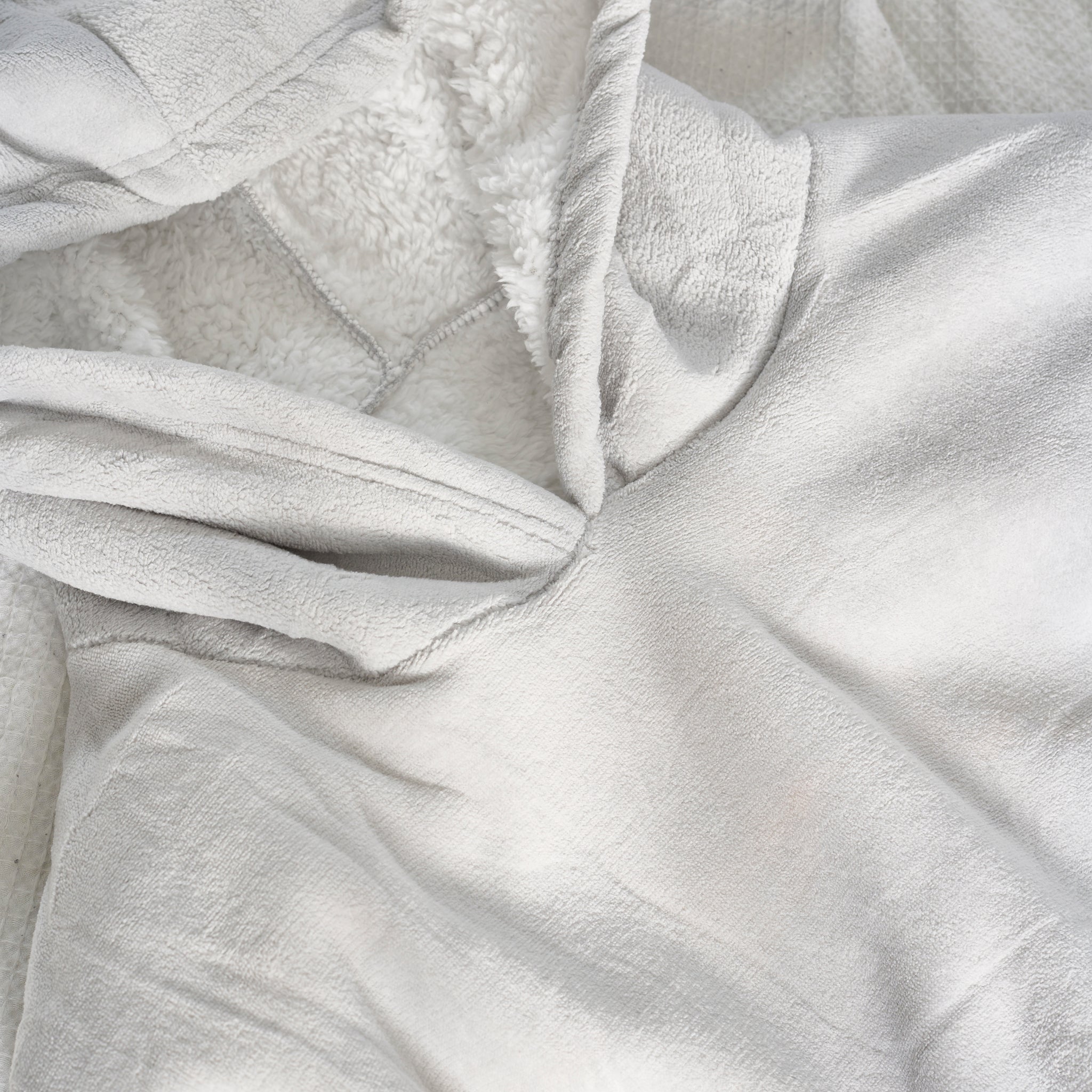 Oversized Sherpa Fleece Hoodie Blanket - Silver Bargainia.com