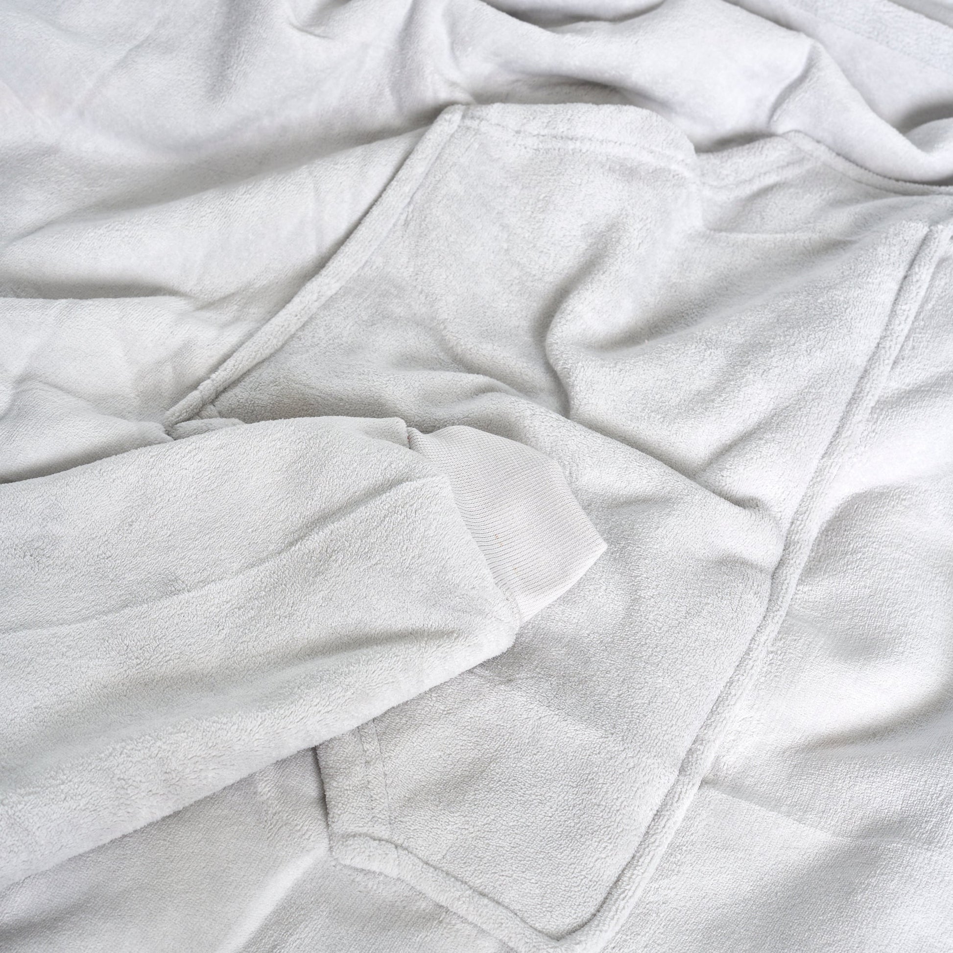 Oversized Sherpa Fleece Hoodie Blanket - Silver Bargainia.com