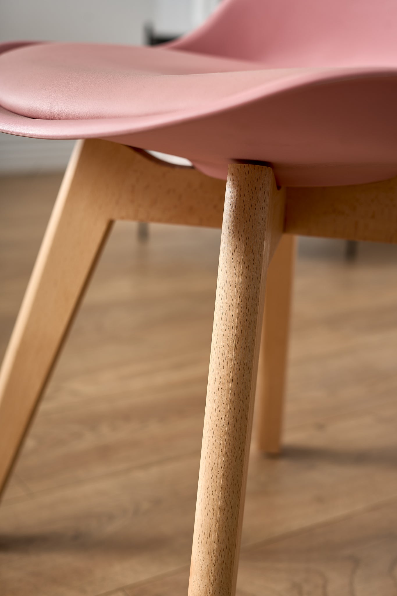 Rocco Tulip Dining Chairs - Dusty Pink - Bargainia.com - 