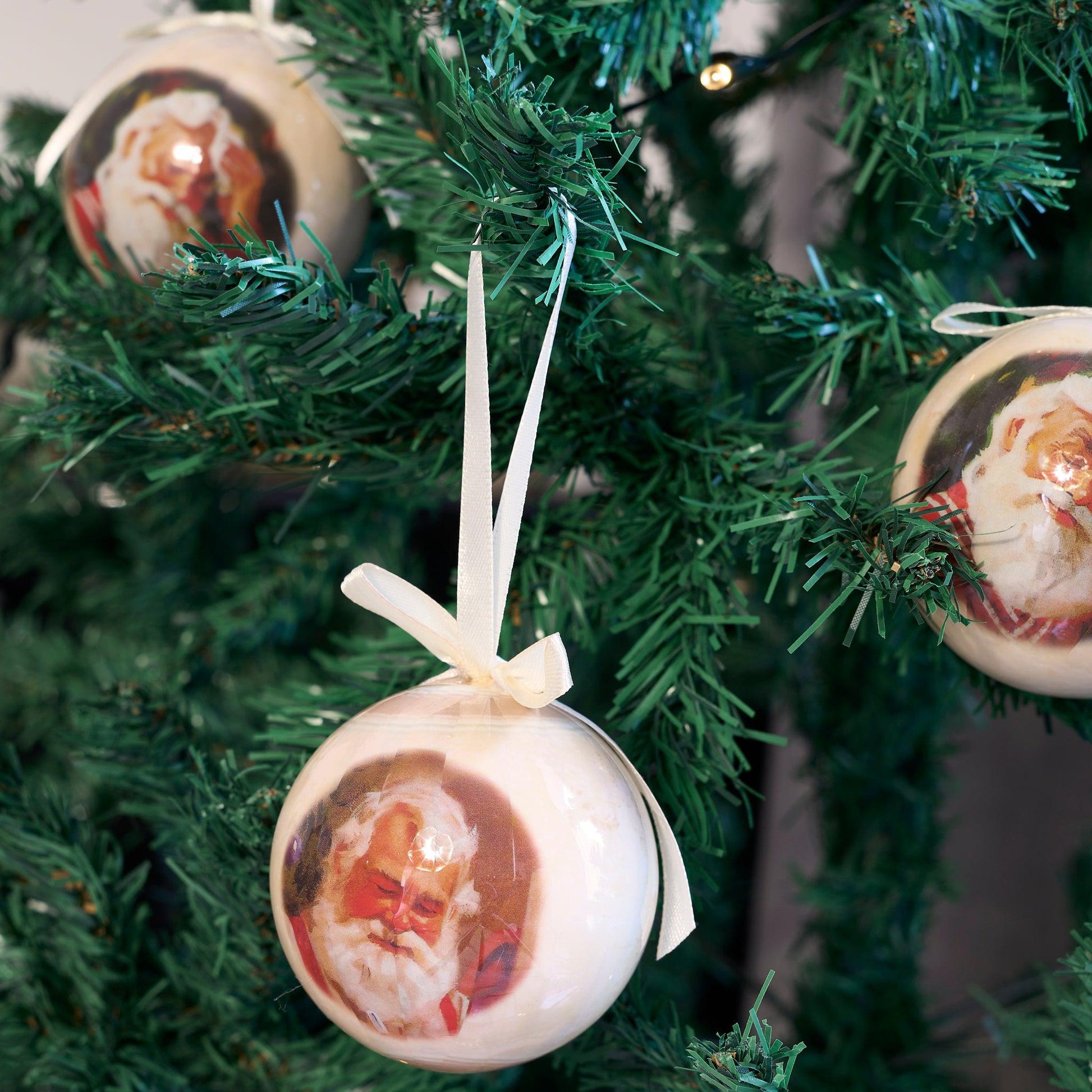 Set of 6 Christmas Baubles - Classic Santa Baubles Clearance