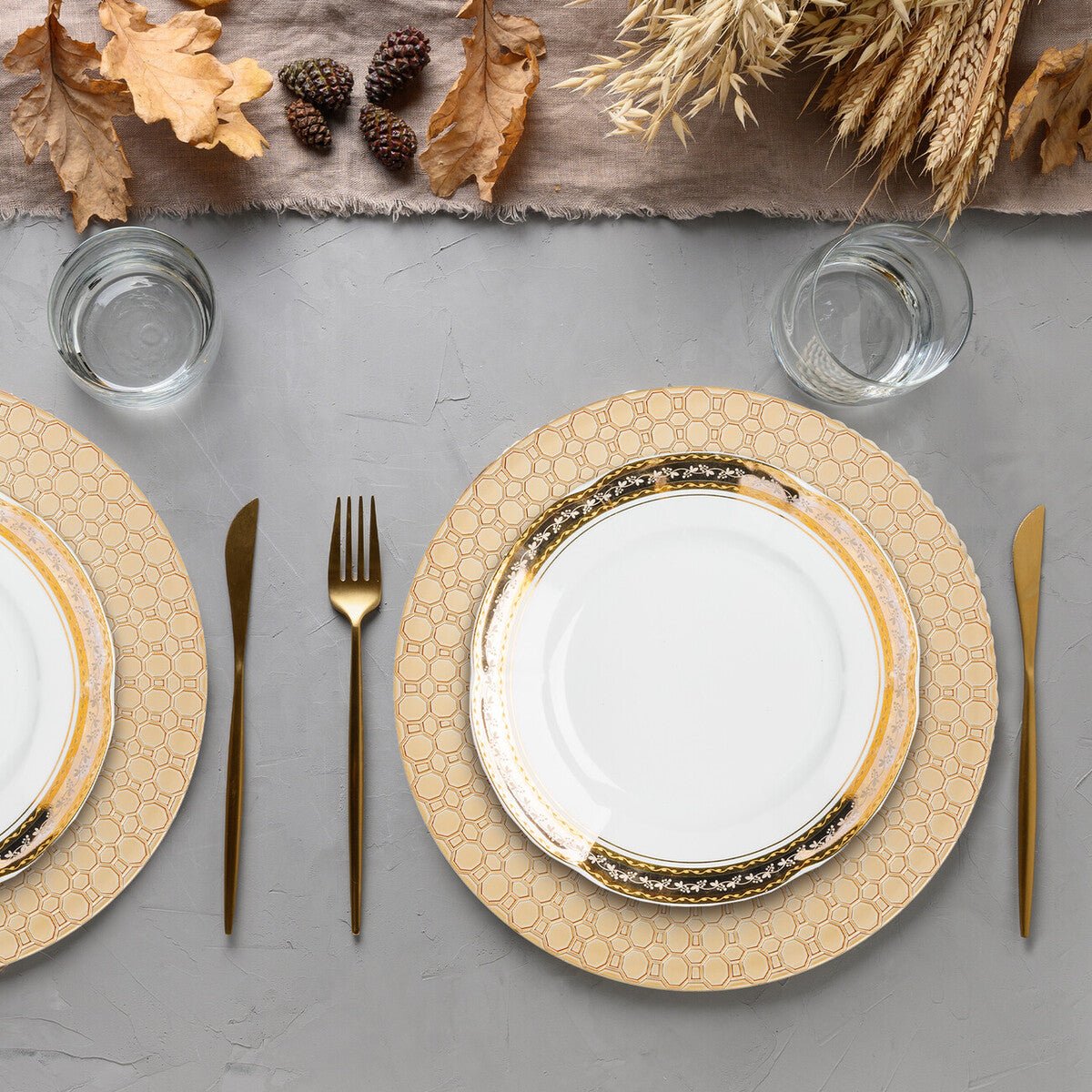 Set of Four 33cm Dia Gold Charger Plates with Octagon Pattern Rim - Bargainia.com - 5063227017300