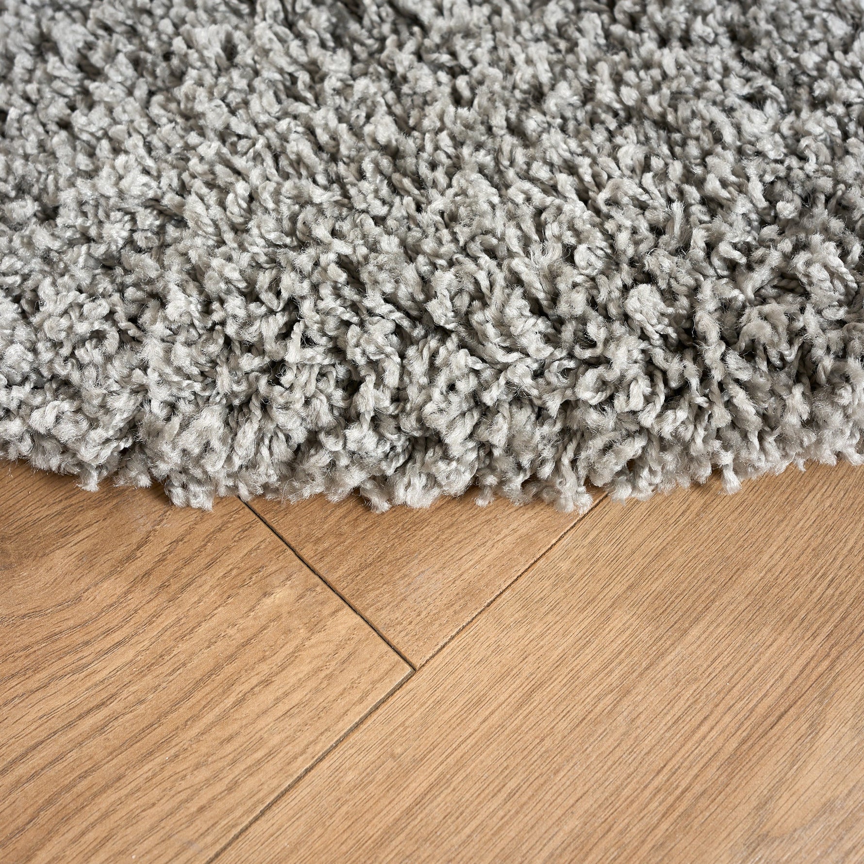 Silver Thick Shaggy Rug - California - Bargainia.com - 