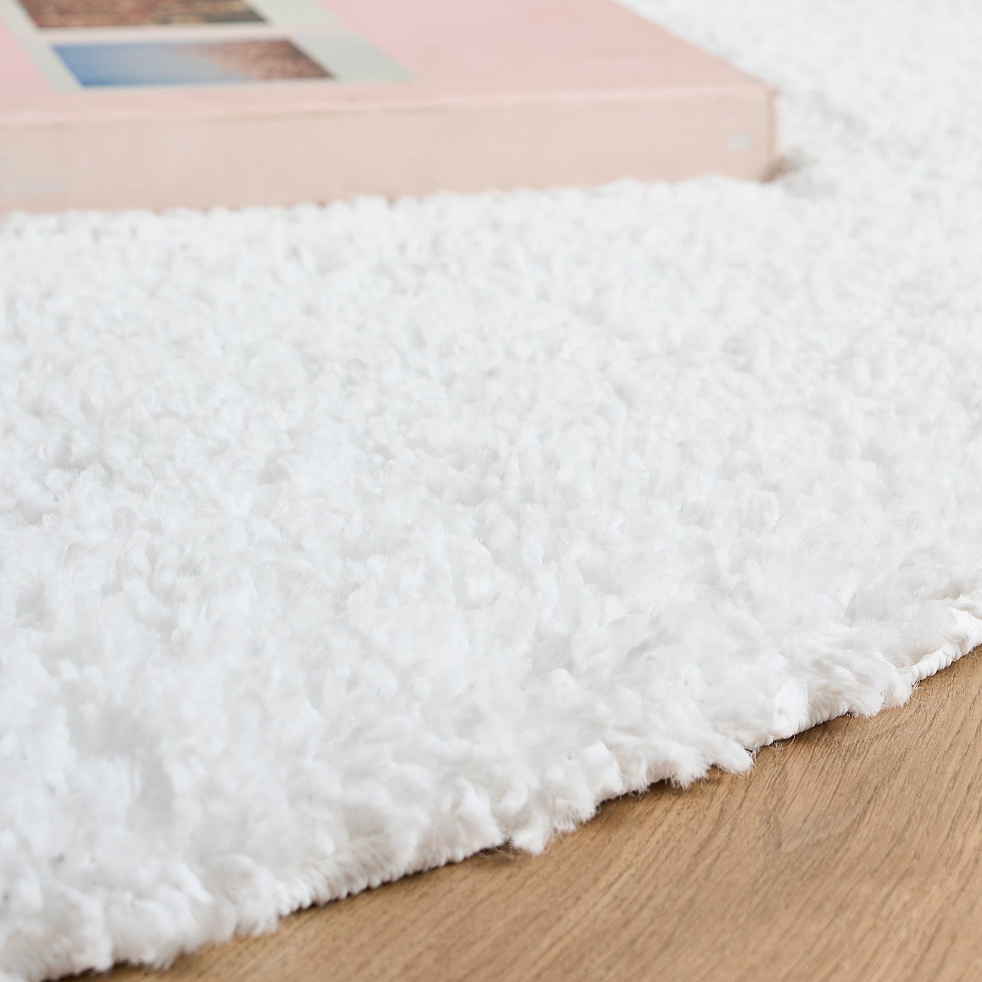 Snow White Plain Shaggy Rug - California Rugs Rug Masters