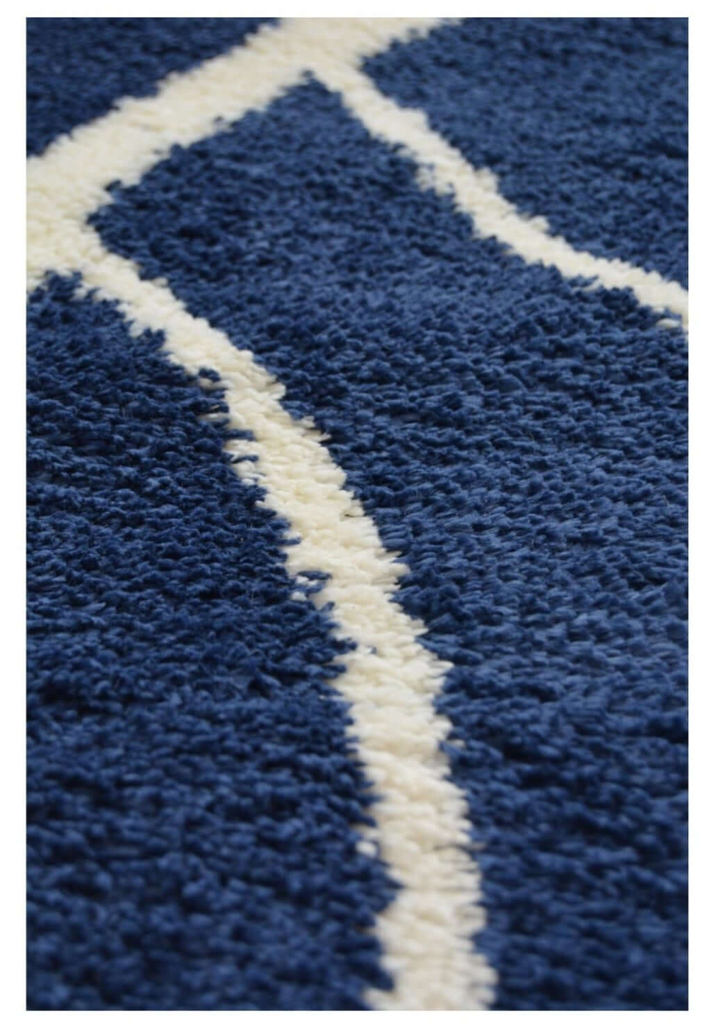 Snug Bubbles Shaggy Rug | I110A - Bargainia.com - 5053095237566 - I110A-SG143120/170