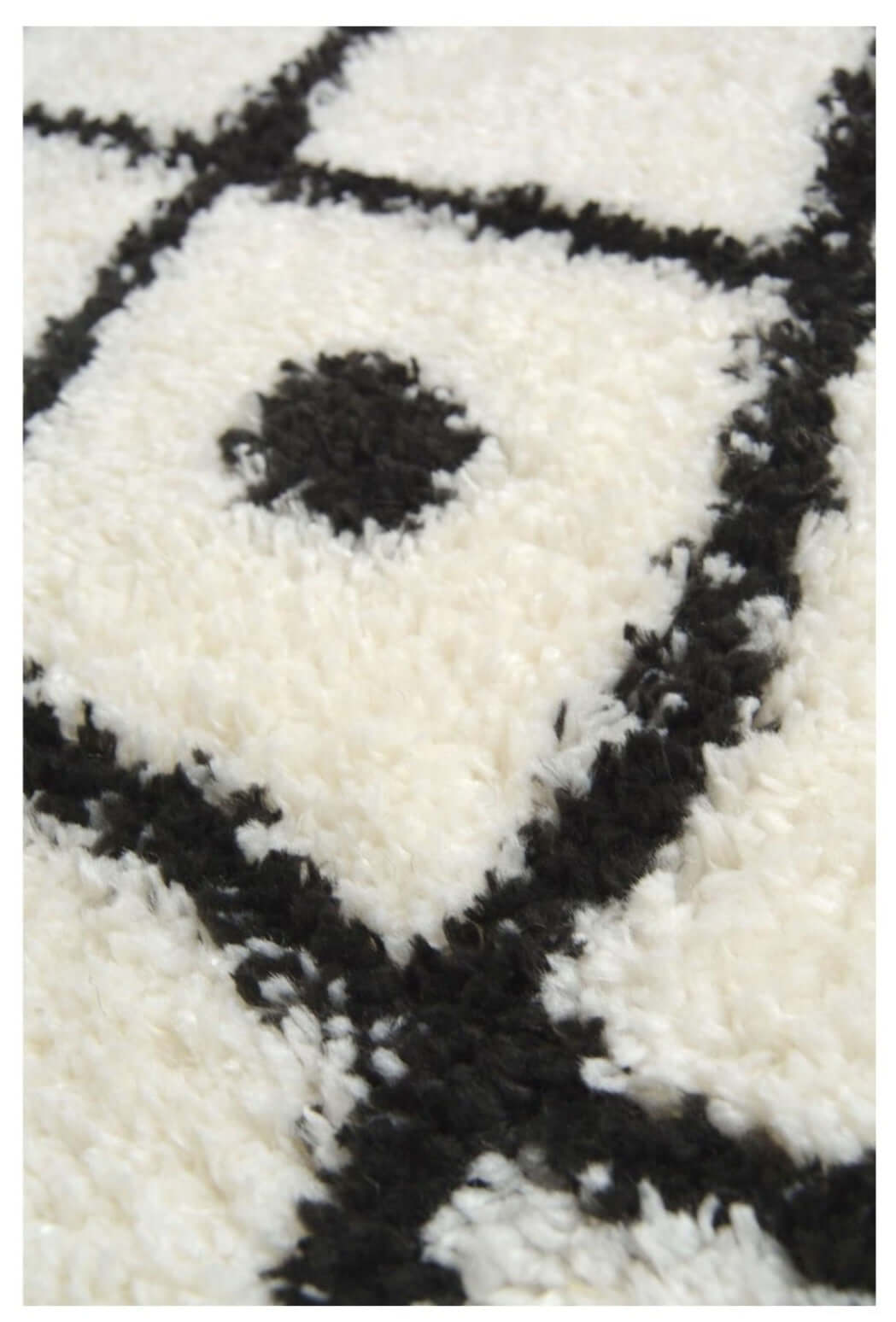 Snug Nomadic Shaggy Rug | I044A - Bargainia.com - 5053095232349 - I044A-SG331120/170