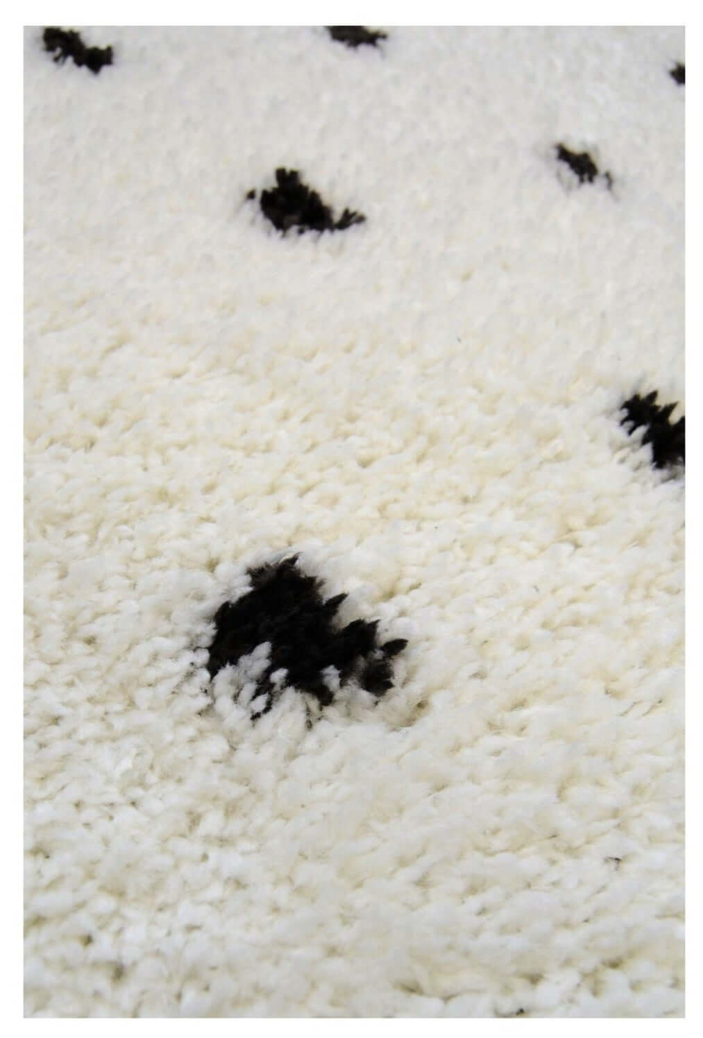 Snug Spotty Shaggy Rug | R467A - Bargainia.com - 5053095241358 - R467A-SG331080/150