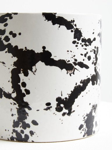 Sorrell Black And White Small Planter - Bargainia.com - 5018705977683