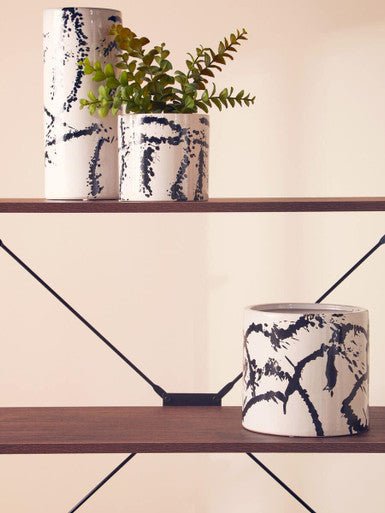 Sorrell Large Black And White Ceramic Vase - Bargainia.com - 5018705977713