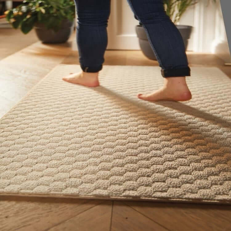 Textured Washable Mat and Runner Dots Design - Bargainia.com - 5026134624092 - MMSCWA_HNCMIV_067X150