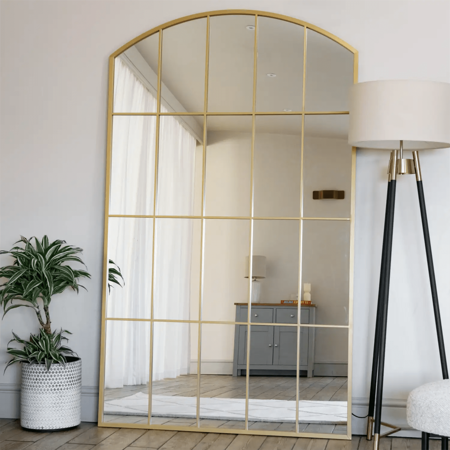 Tomi - Full Length Gold Metal Arched Lattice Window Mirror - 200cm x 120cm - Bargainia.com - 