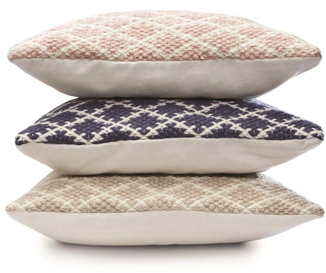 Trellis Design Woven Cushion - Bargainia.com - 5026134541368 - HWTREC_GOLDXX_045X045