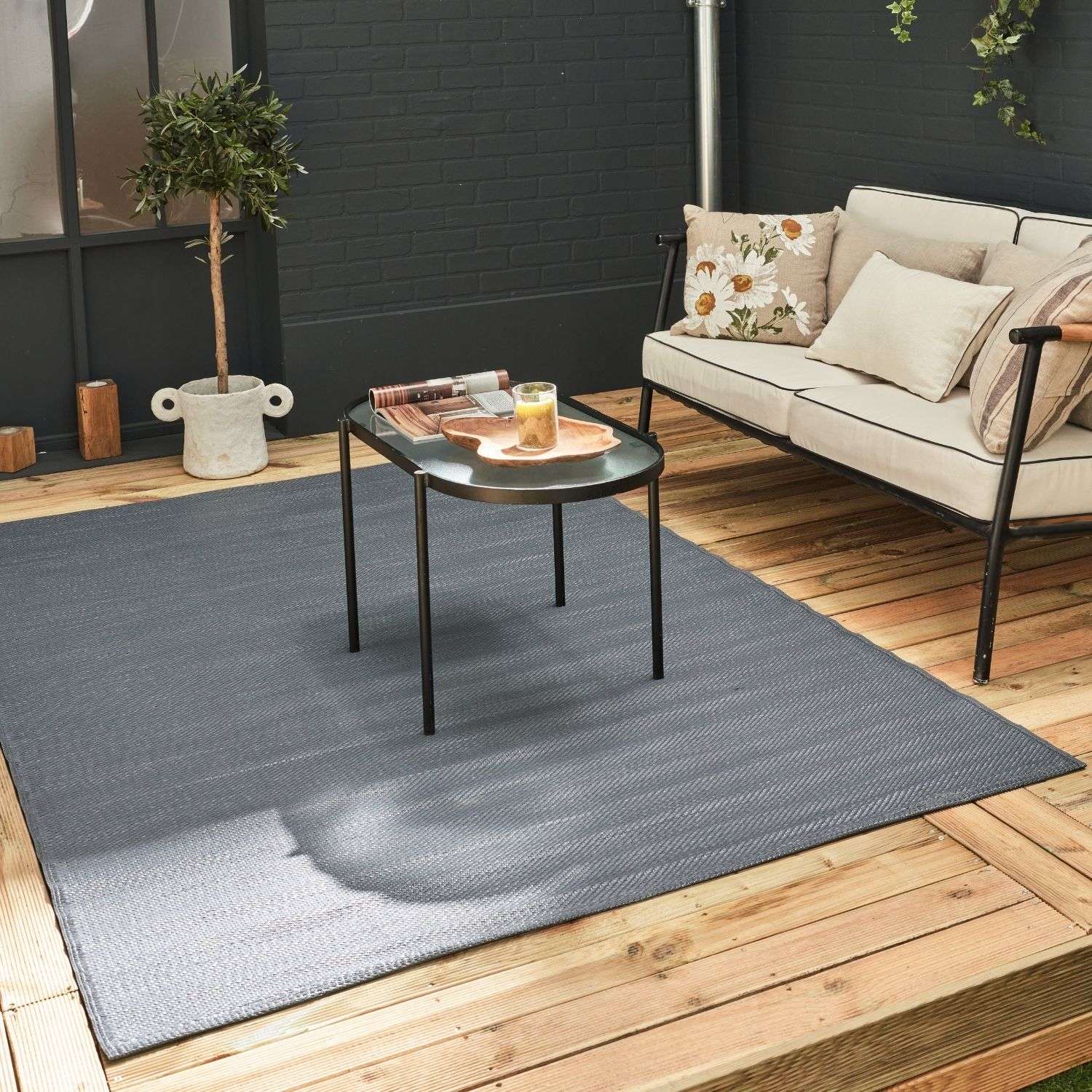 Urban Outdoor Rug Anthracite | 1000 - Bargainia.com - 5056584543155 - 3651