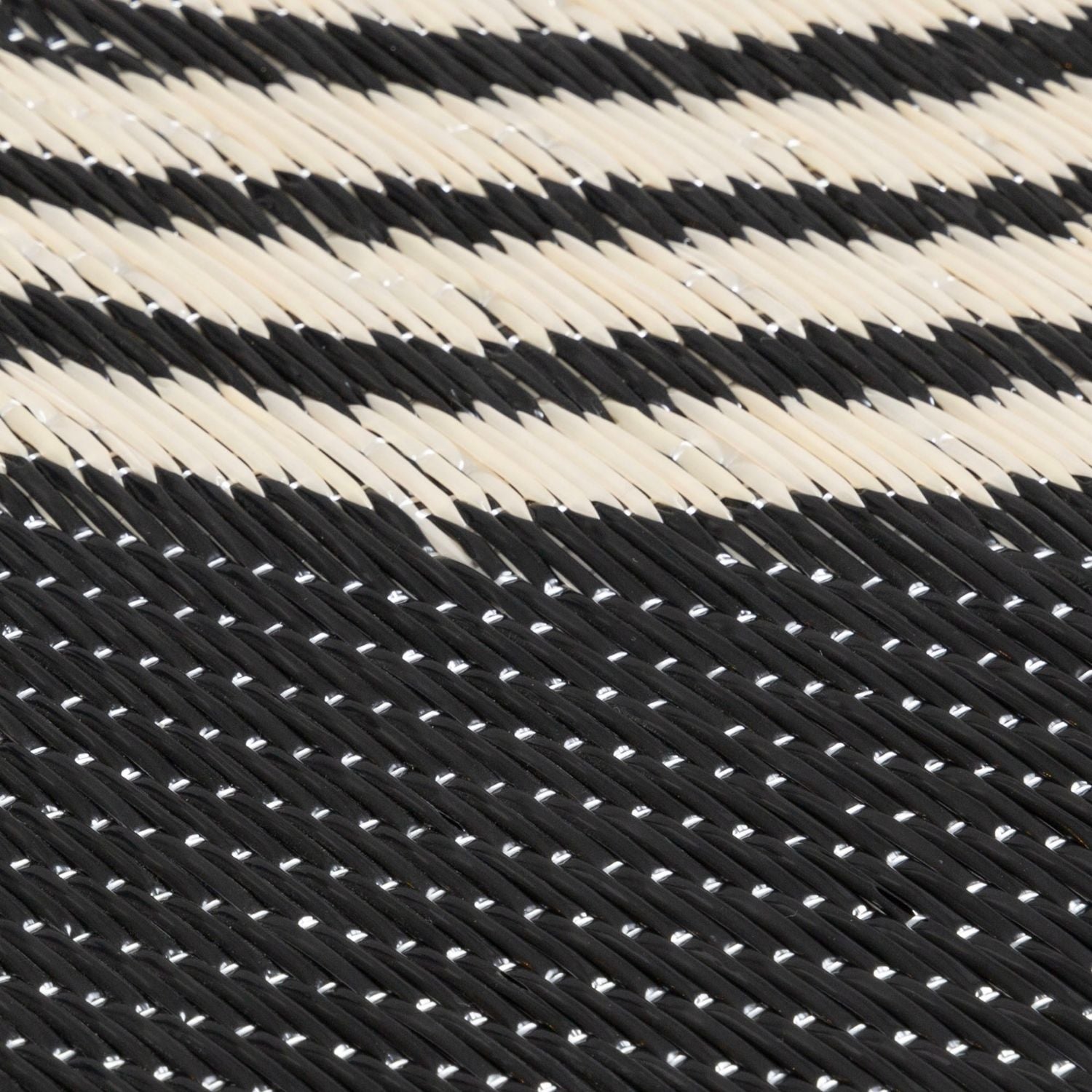 Urban Outdoor Rug Black & Beige | 1010 - Bargainia.com - 5056584543230 - 3659