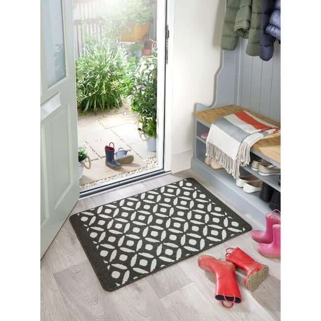 Washable Mat and Runners Geometric Design - Bargainia.com - 5026134611160 - MUCRES_CHARCL_050X080