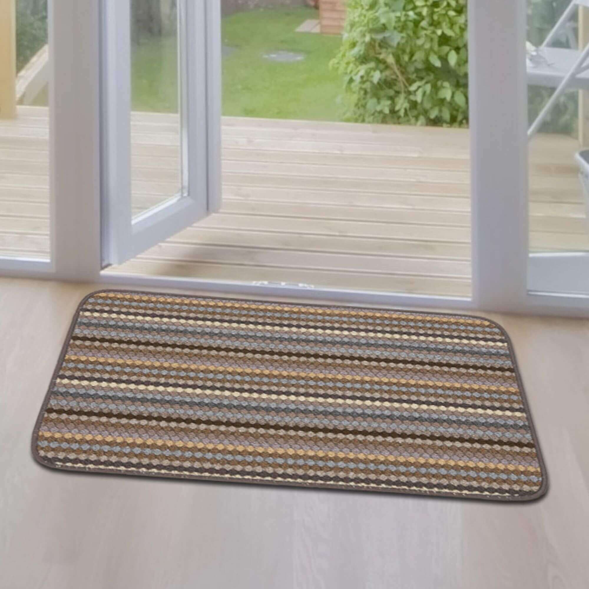 Washable Multicolour Stripe Mats| 111 - Bargainia.com - 5060676060536 - HEL003001