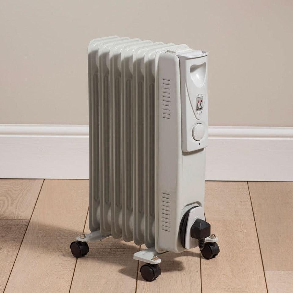 Daewoo 1500W Oil Filled Electric Radiator - White - Bargainia.com - 