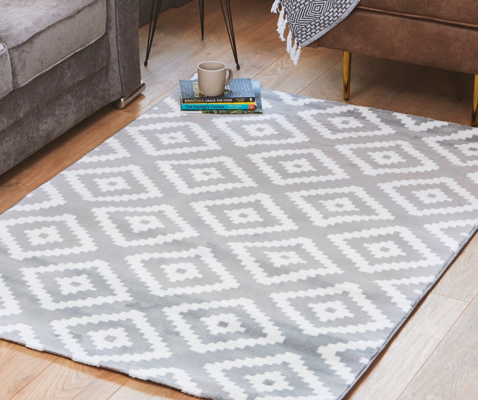 Grey Modern Tiles Motif Rug - Plus Rugs Clearance
