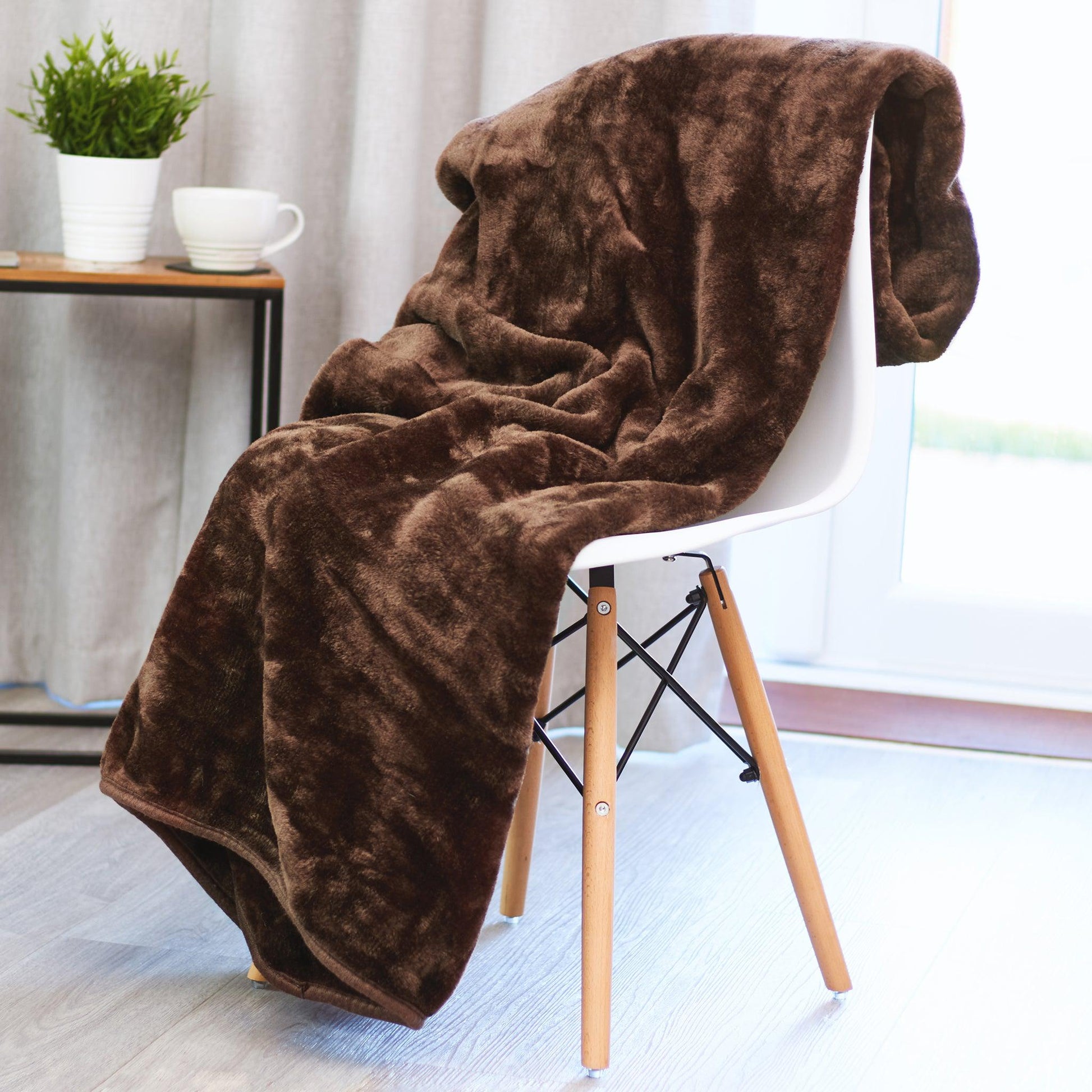 Hibernate Cosy Collection Soft Faux Mink Throw Thick Luxury Blanket - Dark Brown Blankets Clearance