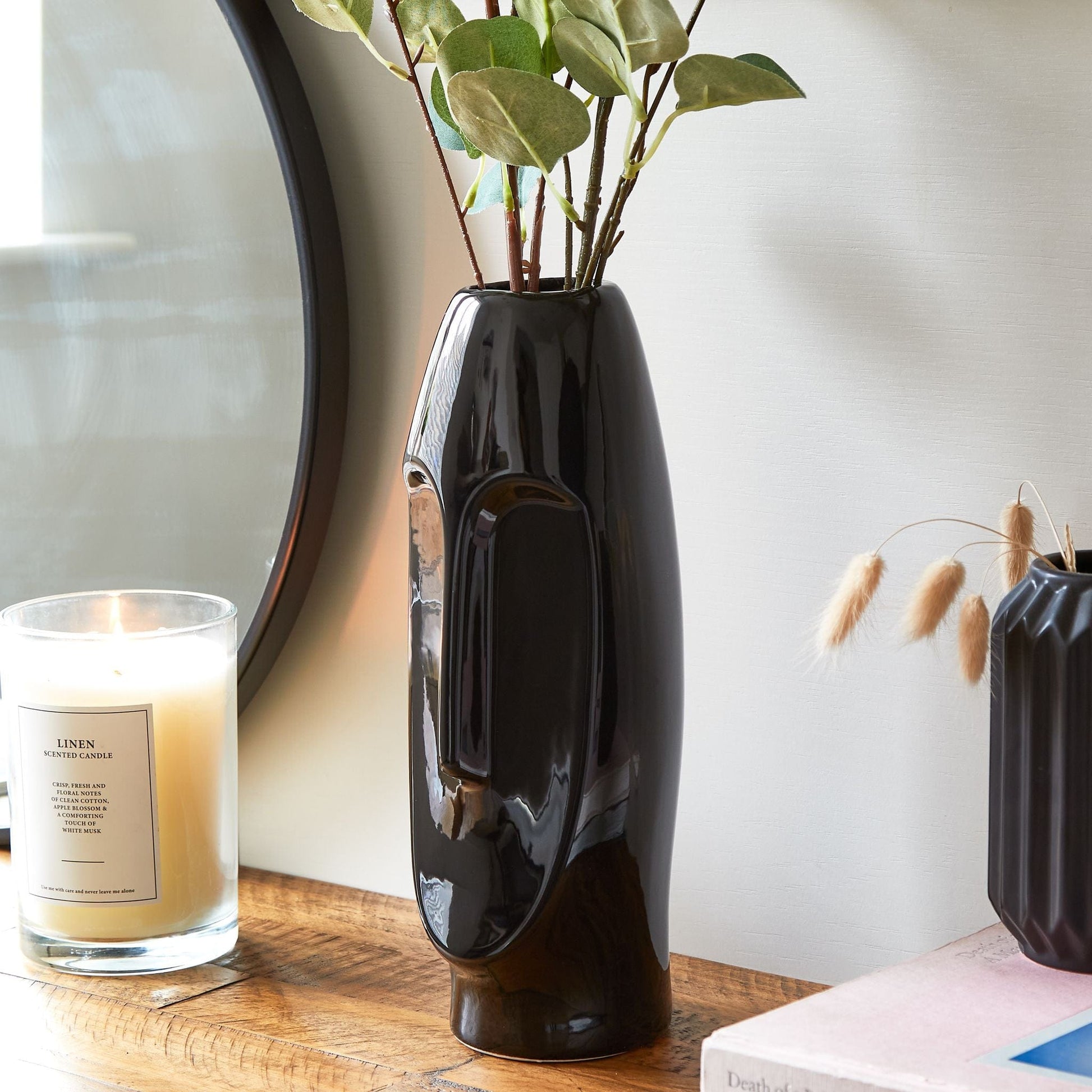 Minimalistic Ceramic Face Vase - 30cm Vases Clearance