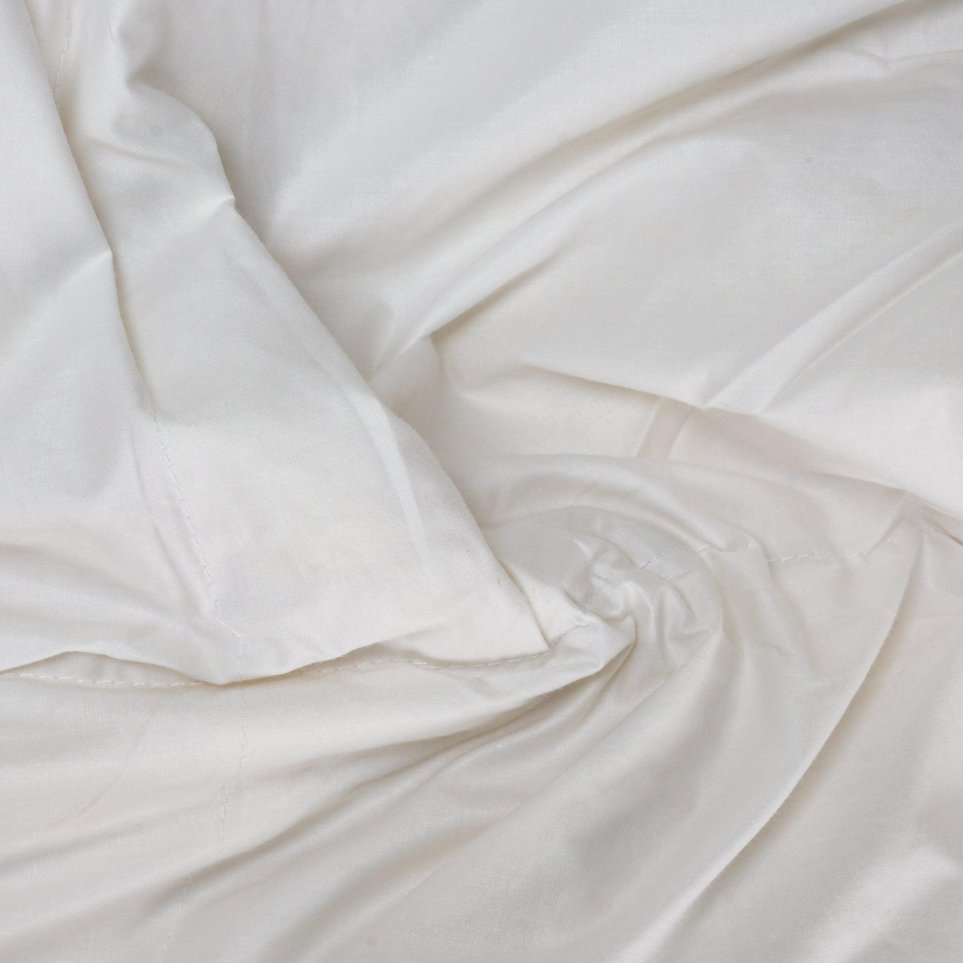 Silentnight Duck Feather 10.5 Tog Duvet - Super King Bedrooms Bargainia