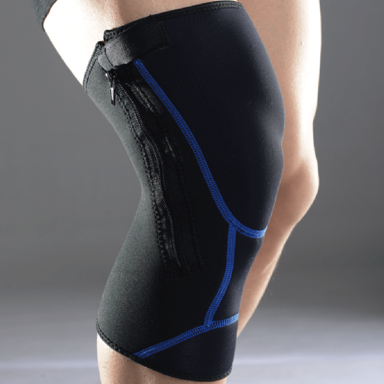 Zipped Compression Knee Support - S/M Supports & Braces Clearance